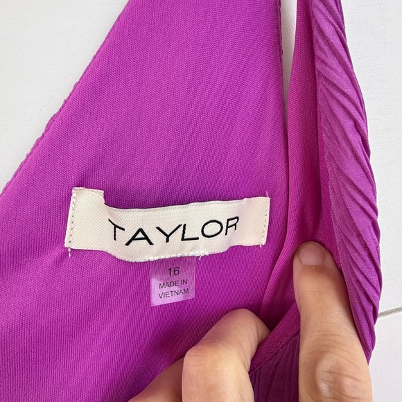 NEW TAYLOR ORCHID Maxi Dress V-Neck Sleeveless WOMEN 16 GREECIAN RESORT VACATION - Picture 5 of 14